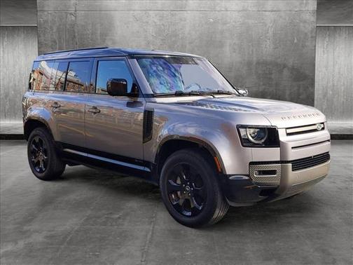 Photo 3 of 16 of 2021 Land Rover Defender 110 X-Dynamic SE