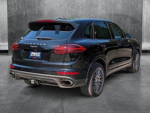 2017 Porsche Cayenne Platinum Edition