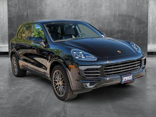 2017 Porsche Cayenne Platinum Edition