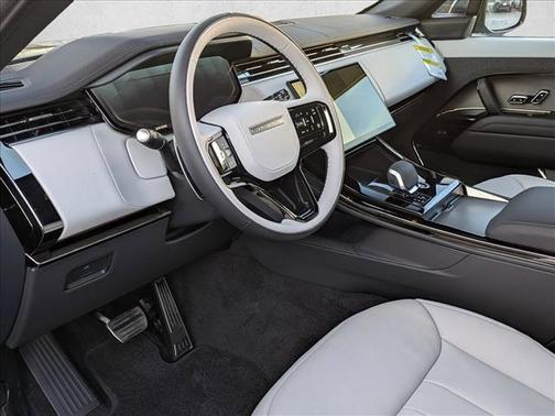 2026 Land Rover Range Rover Sport SE