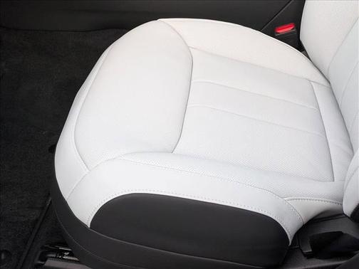 2026 Land Rover Range Rover Sport SE