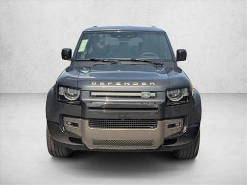 2025 Land Rover Defender 110 P400 X-Dynamic SE