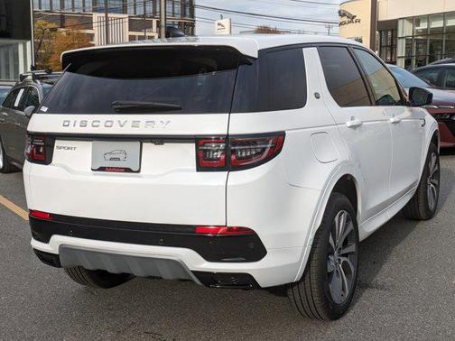 2025 Land Rover Discovery Sport S