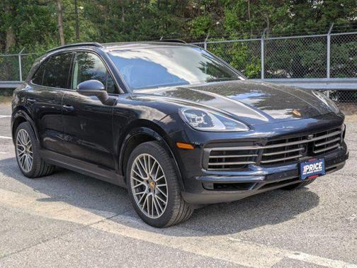 2023 Porsche Cayenne Platinum Edition