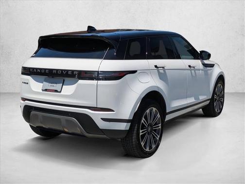 Fuji White 2026 Land Rover Range Rover Evoque S