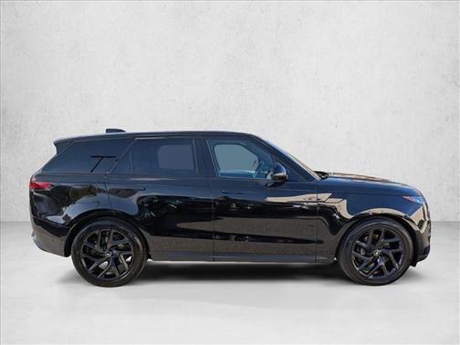 2025 Land Rover Range Rover Sport SE