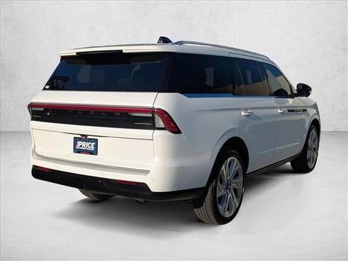 2025 Lincoln Navigator Black Label