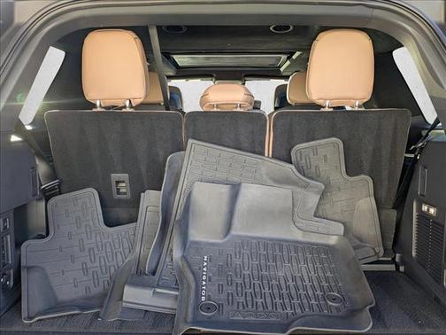 2025 Lincoln Navigator Black Label