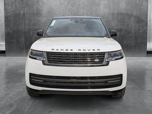 2025 Land Rover Range Rover P400 SE
