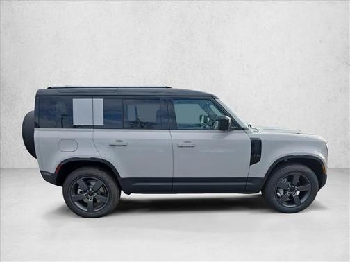 Borasco Grey Metallic 2026 Land Rover Defender P300 S