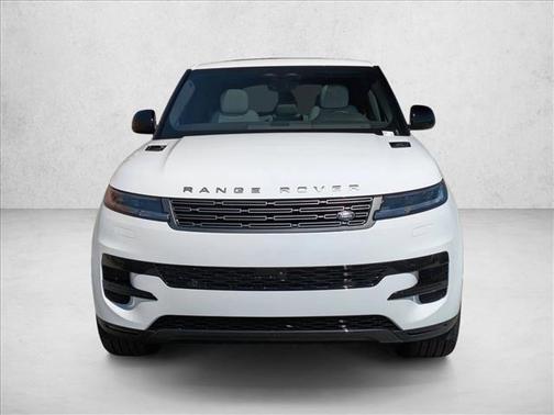 Fuji White 2026 Land Rover Range Rover Sport SE