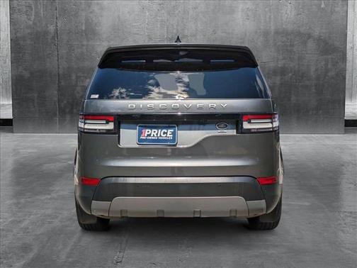 2018 Land Rover Discovery SE