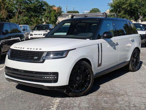 Fuji White 2025 Land Rover Range Rover P400 SE 7 Seat