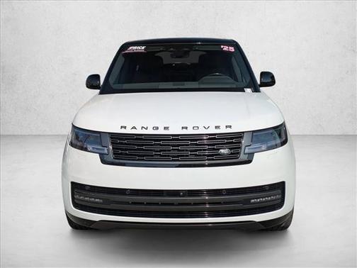 Fuji White 2025 Land Rover Range Rover P400 SE 7 Seat