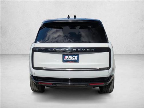 2025 Land Rover Range Rover P400 SE 7 Seat