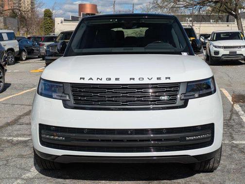 Fuji White 2025 Land Rover Range Rover P400 SE 7 Seat