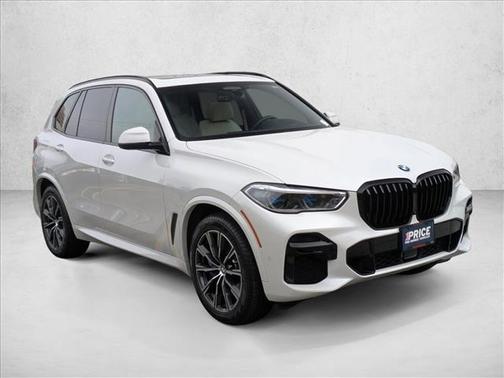 2022 BMW X5 M50i