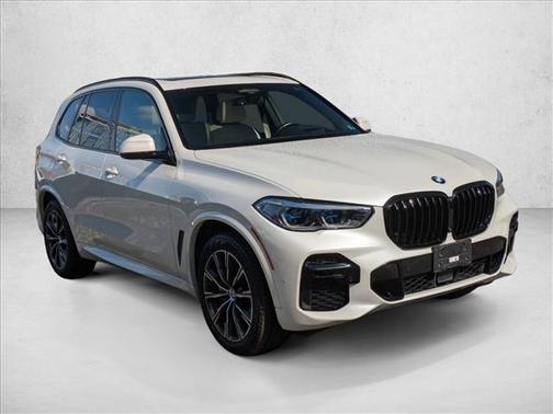 2022 BMW X5 M50i