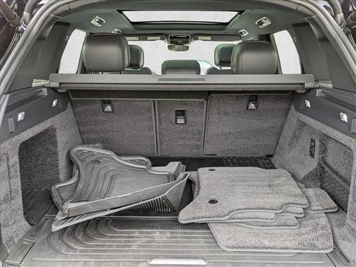 2025 Land Rover Range Rover P530 SE