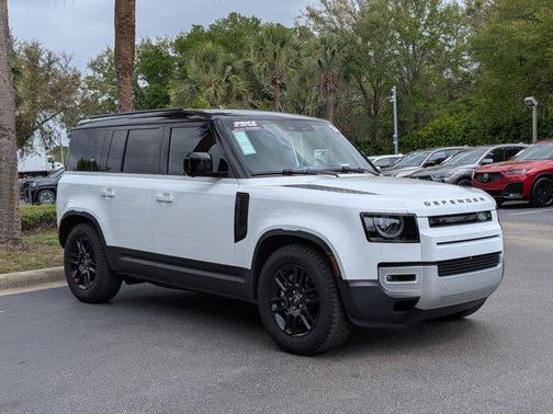 Fuji White 2024 Land Rover Defender 110 P400 S