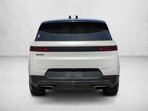 Ostuni Pearl White Metallic 2024 Land Rover Range Rover Sport SE