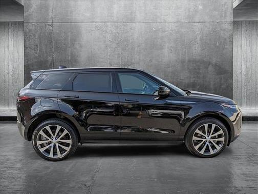 2025 Land Rover Range Rover Evoque Core S