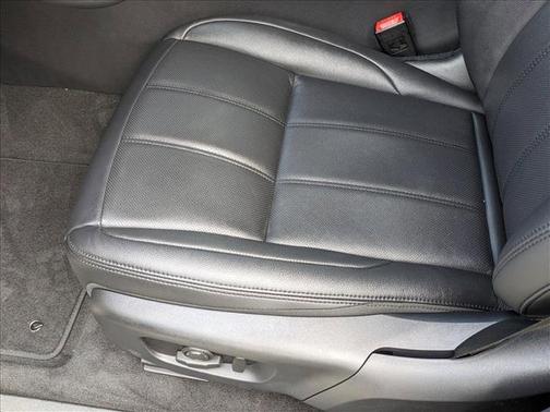 2025 Land Rover Range Rover Evoque Core S