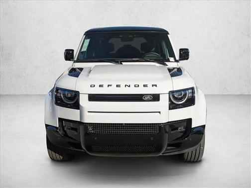 2026 Land Rover Defender 110 V8