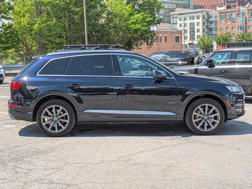 Ink Blue Metallic 2017 Audi Q7 3.0T Prestige