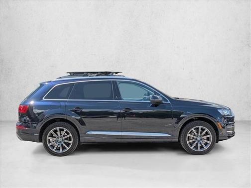 Ink Blue Metallic 2017 Audi Q7 3.0T Prestige