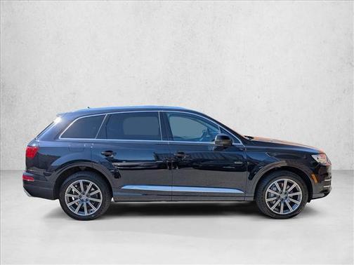 Ink Blue Metallic 2017 Audi Q7 3.0T Prestige