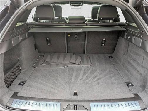 2025 Land Rover Range Rover Velar P250 SE R-Dynamic