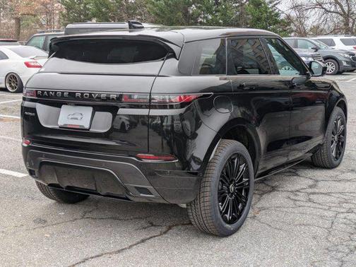 2026 Land Rover Range Rover Evoque Dynamic SE