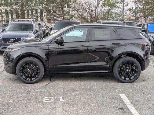 2026 Land Rover Range Rover Evoque Dynamic SE