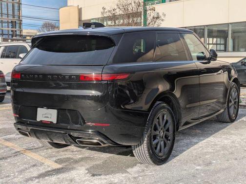 2024 Land Rover Range Rover Sport SE