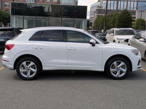 Ibis White 2020 Audi Q3 45 Premium