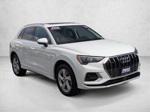 Ibis White 2020 Audi Q3 45 Premium