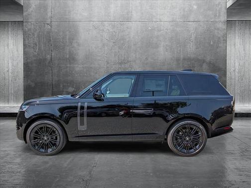 2025 Land Rover Range Rover P530 SE
