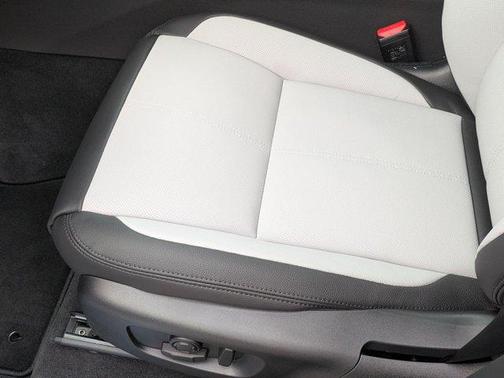 Fuji White 2026 Land Rover Range Rover Velar P250 S
