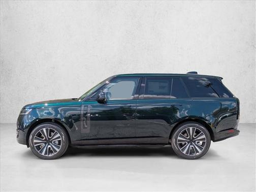 British Racing Green SV Bespoke Ultra Met Gloss 2026 Land Rover Range Rover P530 SE