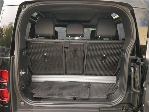 2021 Land Rover Defender 90 X-Dynamic S