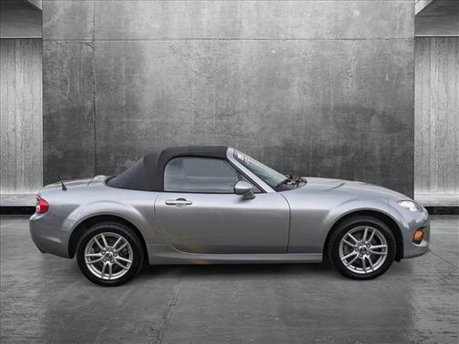 2013 Mazda MX-5 Miata Sport