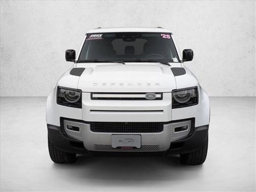 2025 Land Rover Defender 110 P400 S