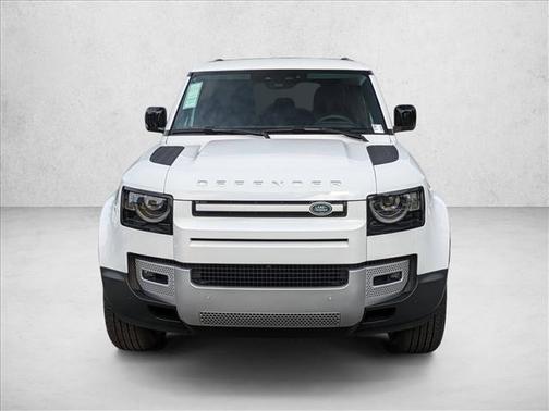 2025 Land Rover Defender 110 P400 S