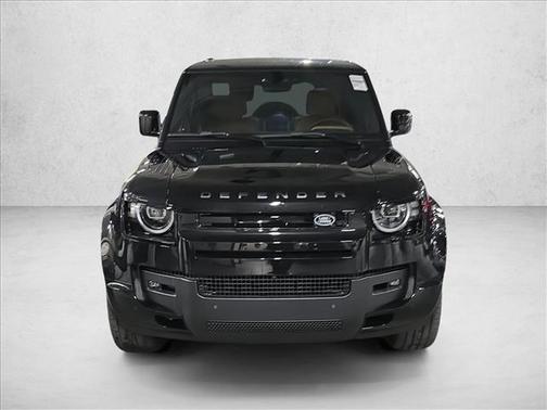 2026 Land Rover Defender P400 X-Dynamic SE