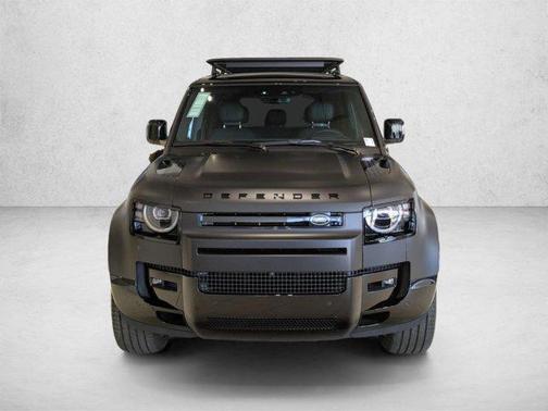Santorini Black Metallic 2026 Land Rover Defender P400 X
