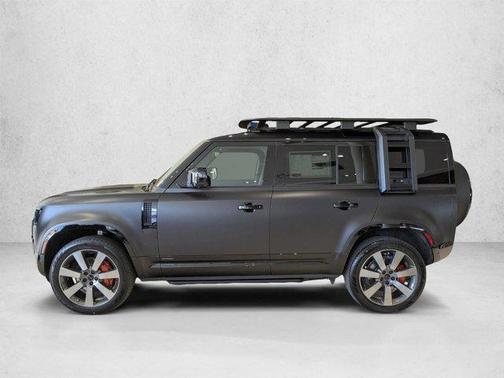 Santorini Black Metallic 2026 Land Rover Defender P400 X