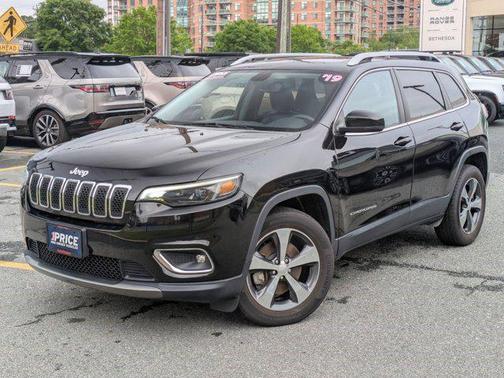 Diamond Black Crystal Pearlcoat 2019 Jeep Cherokee Limited
