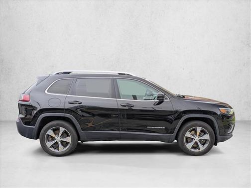Diamond Black Crystal Pearlcoat 2019 Jeep Cherokee Limited