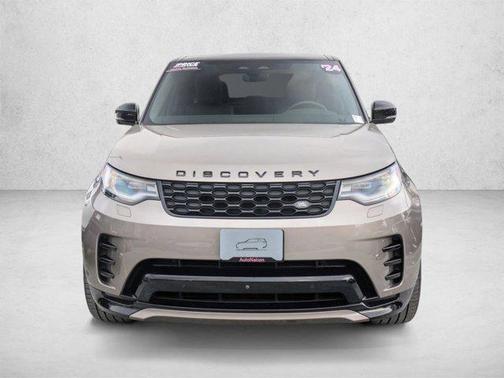 Lantau Bronze Metallic 2024 Land Rover Discovery P360 Dynamic SE